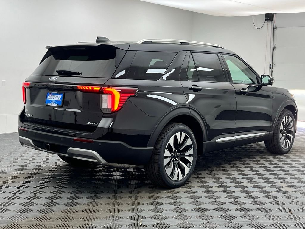 New 2026 Black Ford Platinum image 10