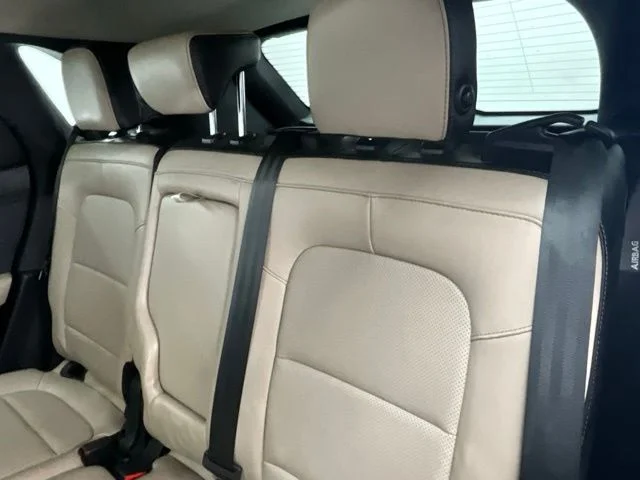 Used 2020 White Ford SE Sport image 7