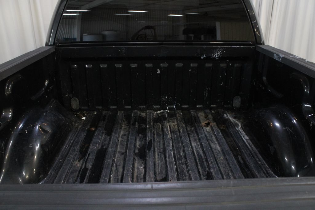 Used 2010 Black Ford XLT image 27