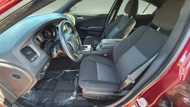 Used 2023 Red Dodge SXT AWD image 18