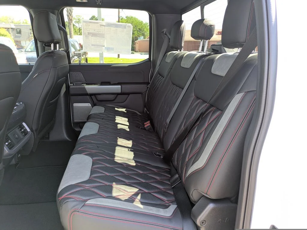 New 2026 Oxford White Ford XLT image 14