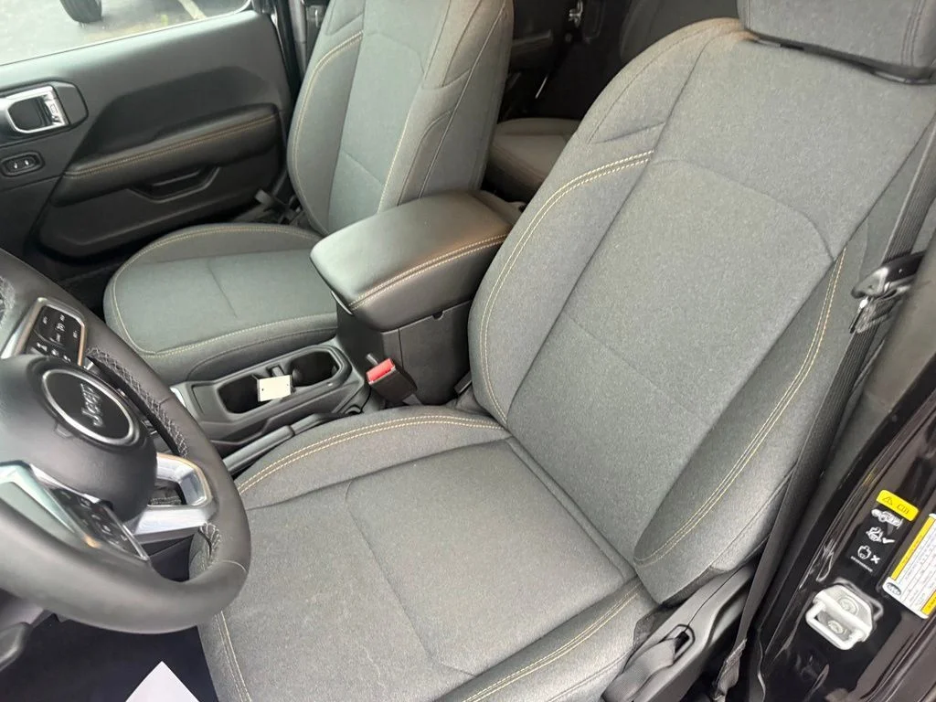 Used 2025 Black Jeep Sahara 4xe image 19