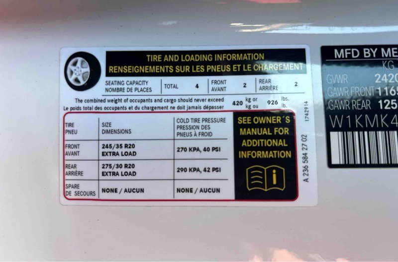 Certified Used 2024 MANUFAKTUR Moonlight White Metallic Mercedes-Benz CLE 300 image 3