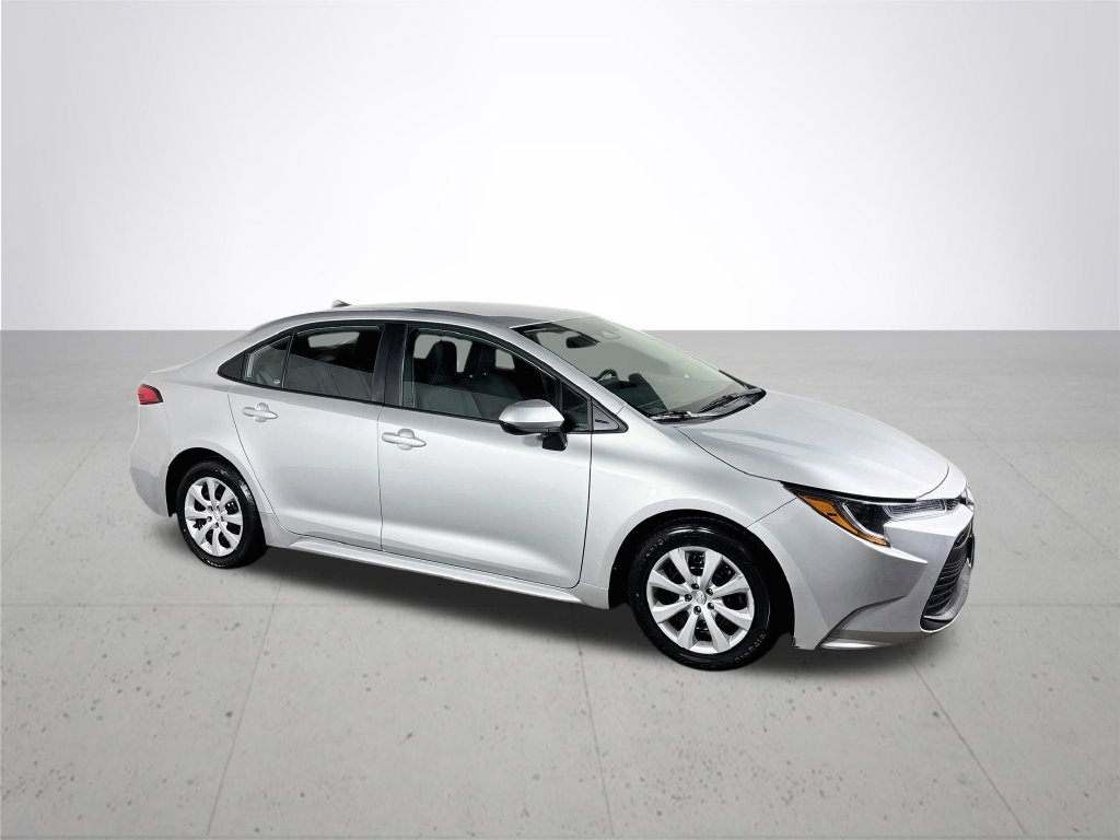 Used 2025 Classic Silver Metallic Toyota LE image 4