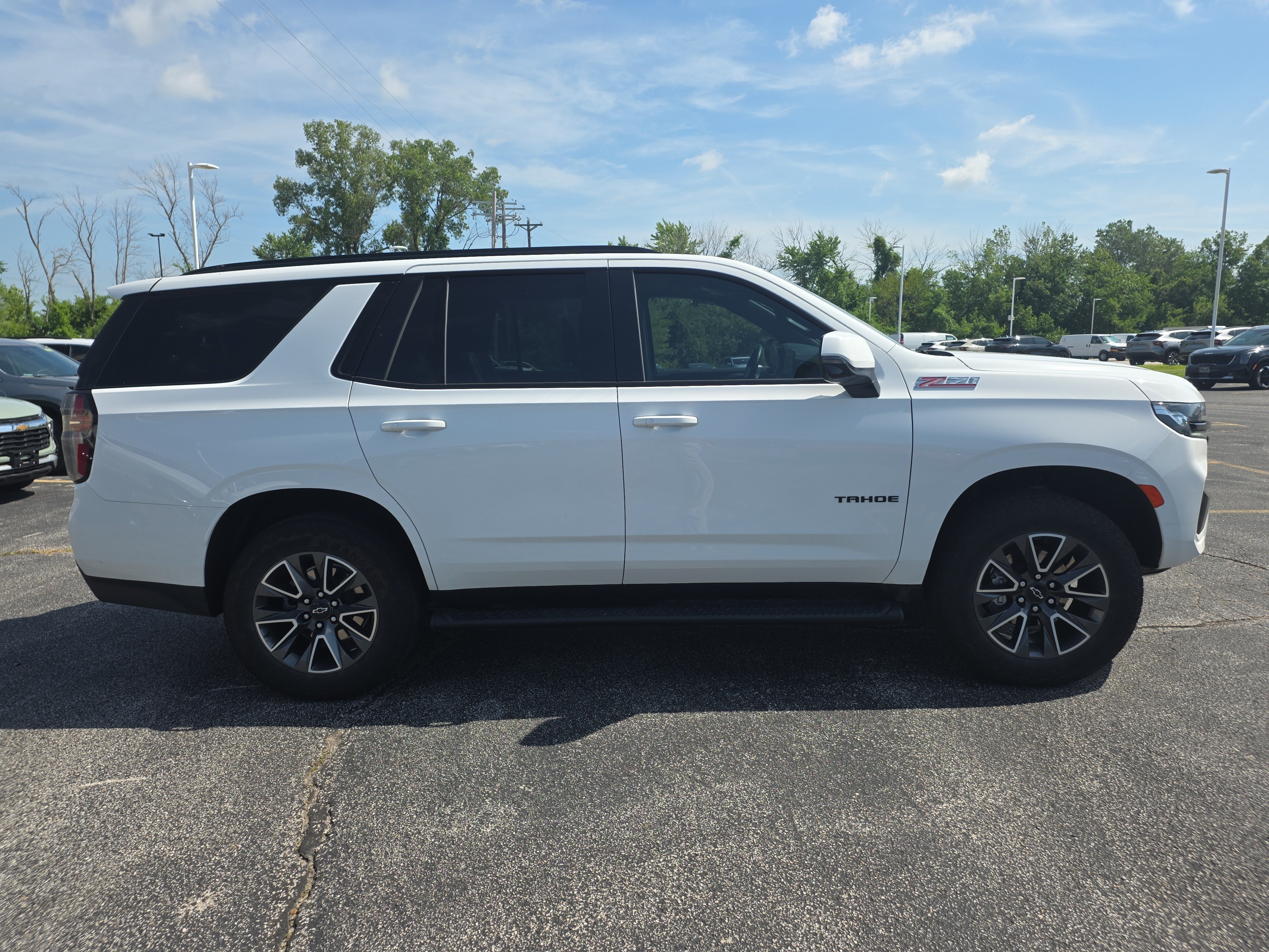 Used 2024 Summit White Chevrolet Z71 image 3