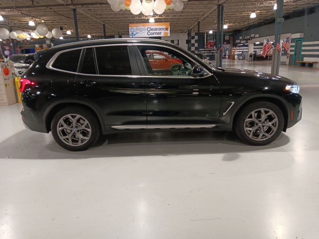 Certified Used 2023 Black BMW xDrive30i image 5