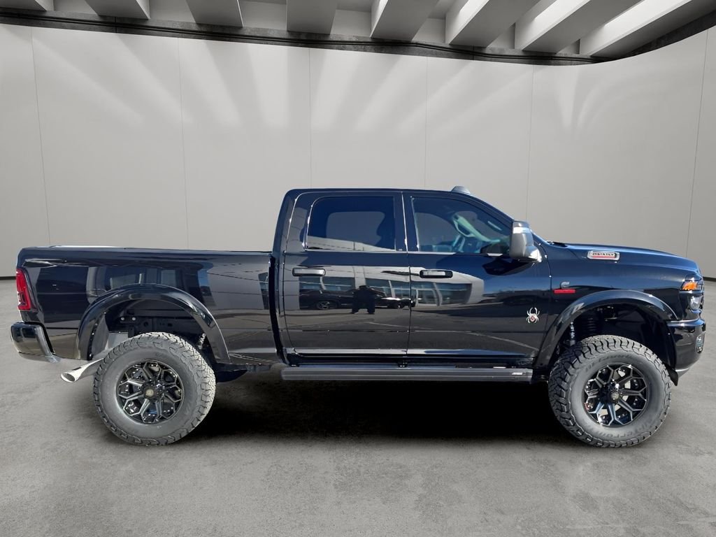 New 2026 Diamond Black Crystal Pearl-Coat Exterior Paint RAM Big Horn image 5