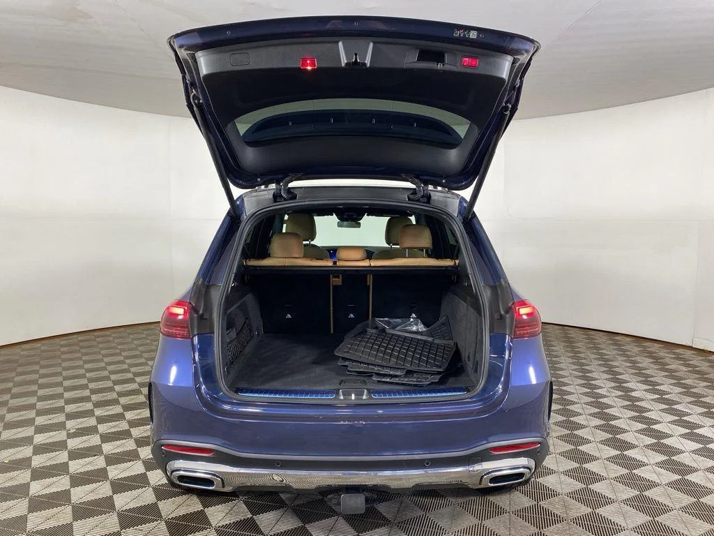 Used 2024 Twilight Blue Metallic Mercedes-Benz GLE 350 image 32