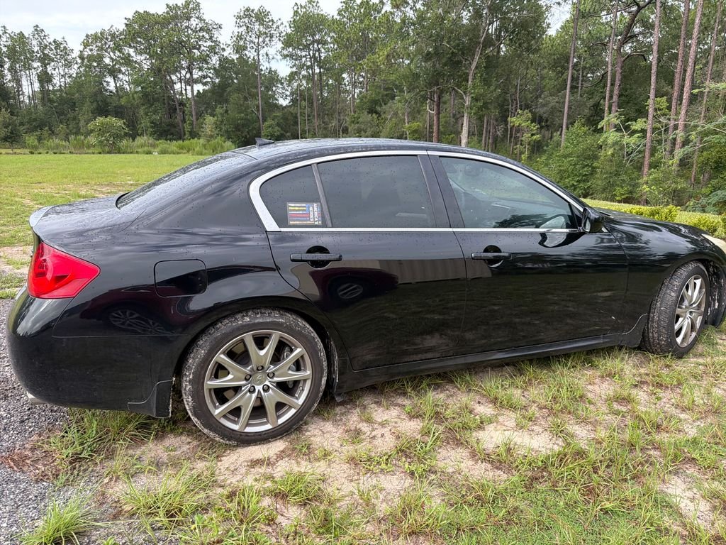 Used 2009 Black INFINITI Journey image 6