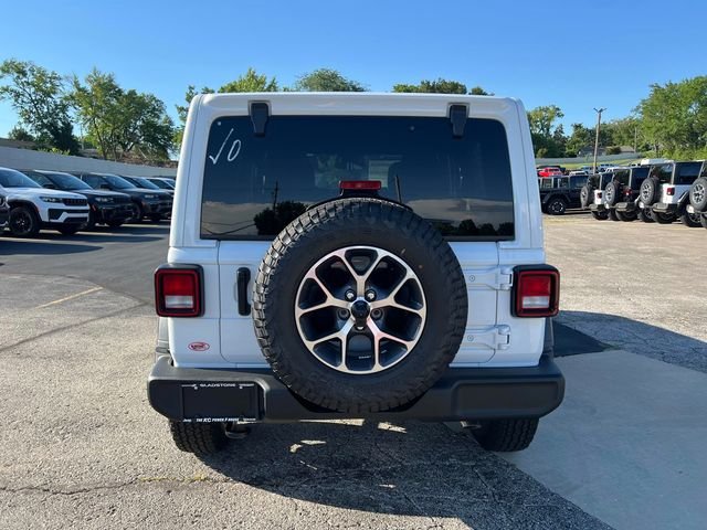 New 2026 Bright White Clear-Coat Exterior Paint Jeep Sport S image 7