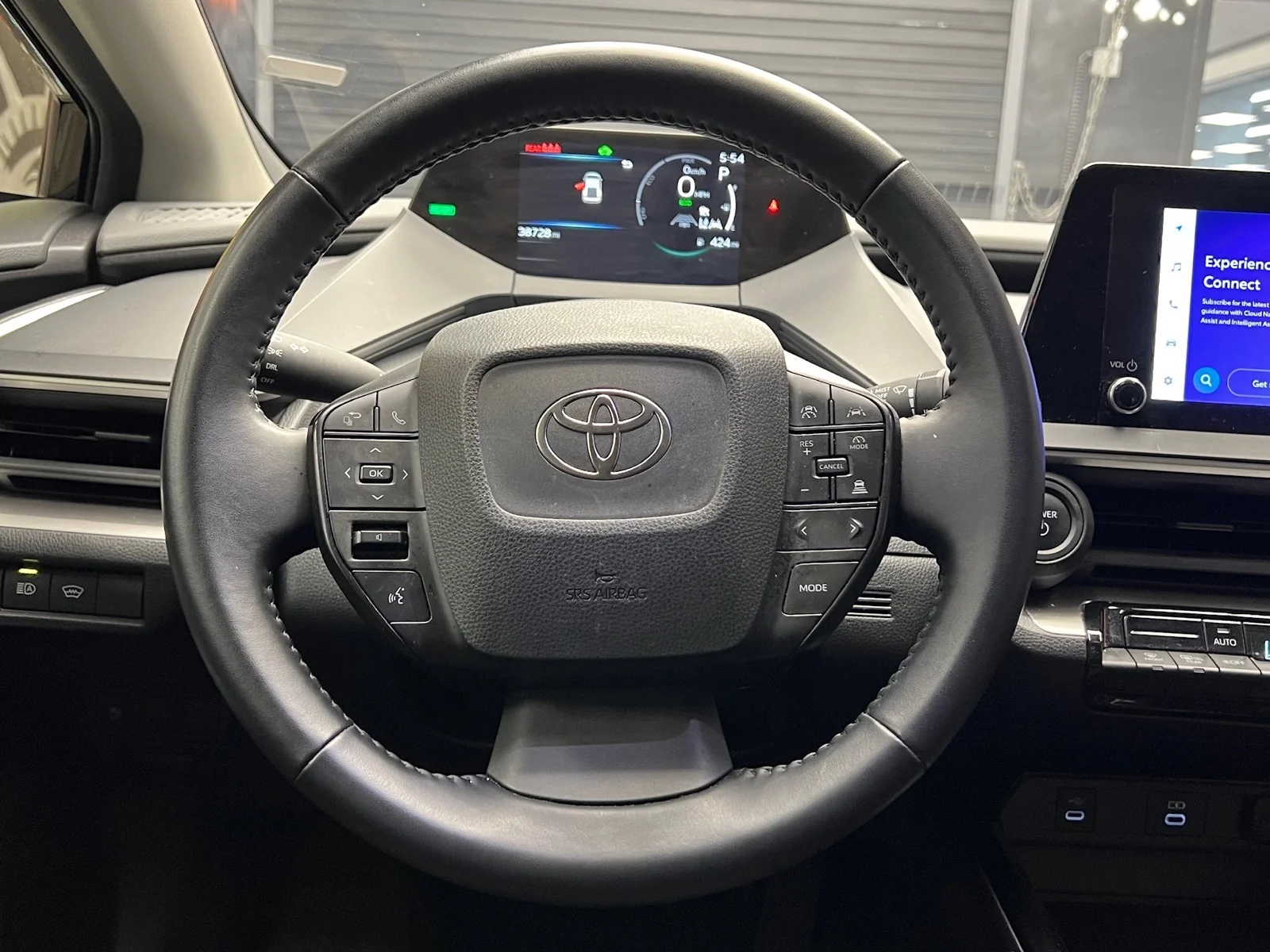 Used 2025 Midnight Black Metallic (218) Toyota LE image 10