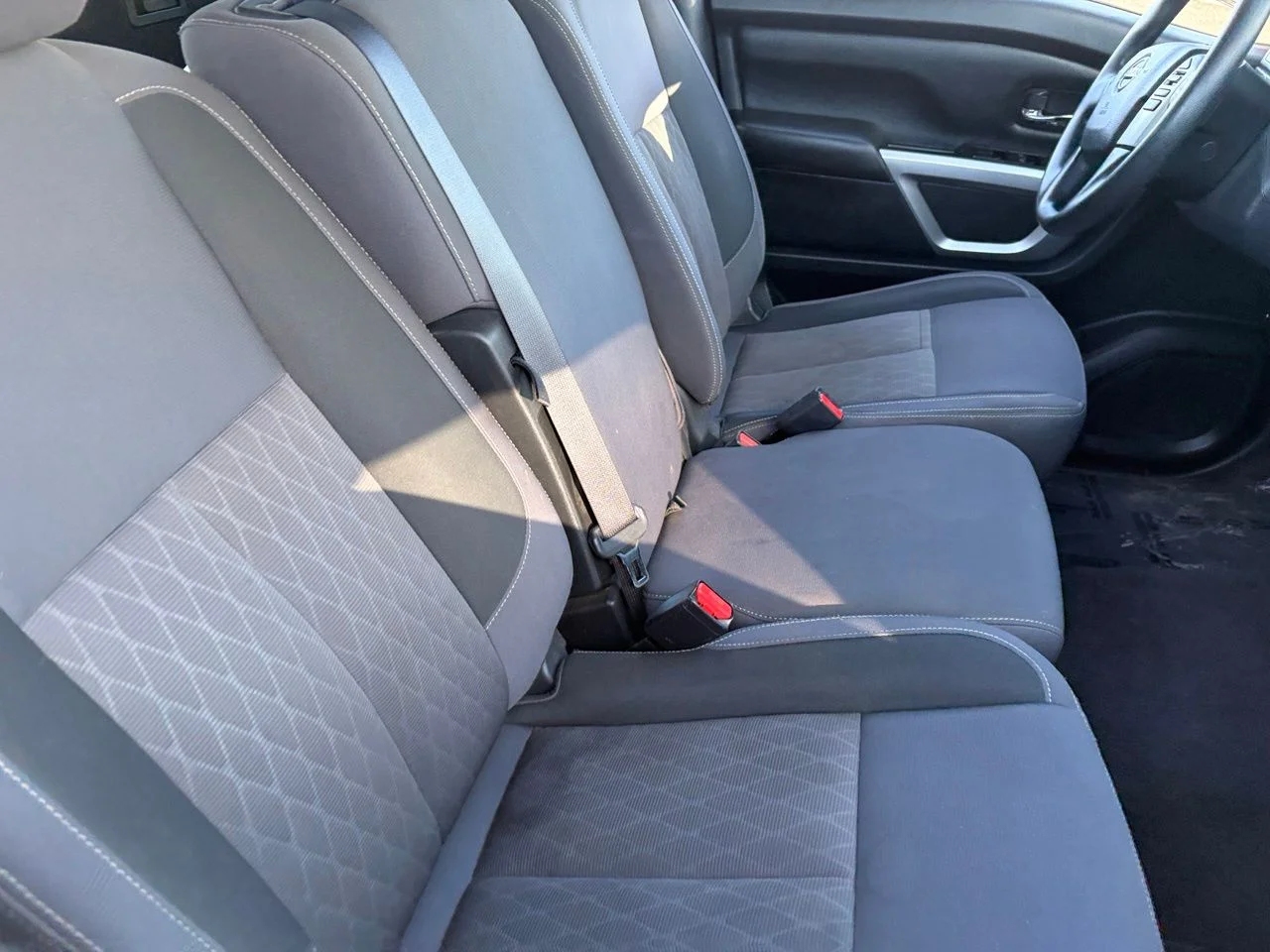 Used 2023 Glacier White Nissan SV image 10