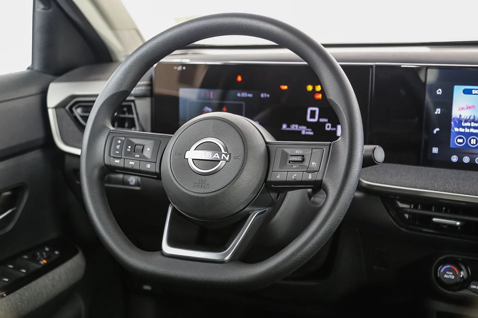 2026 Nissan KICKS SV - Photo 17