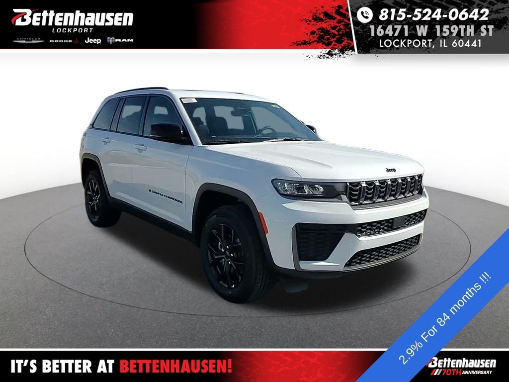 New 2026 Bright White Clear-Coat Exterior Paint Jeep Altitude image 4