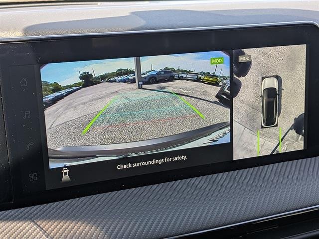 2026 Nissan KICKS SR - Photo 21