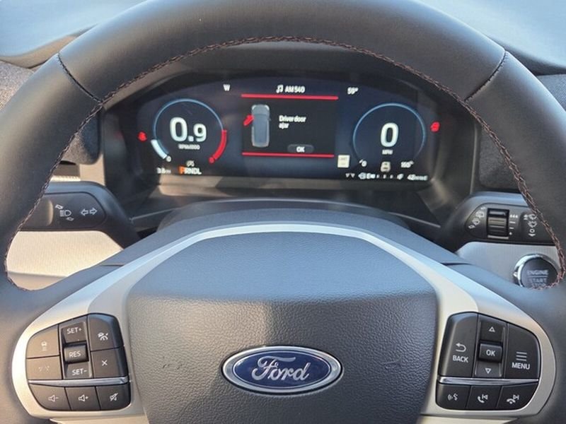 New 2026 Star White Metallic Tri-Coat Ford Active image 24