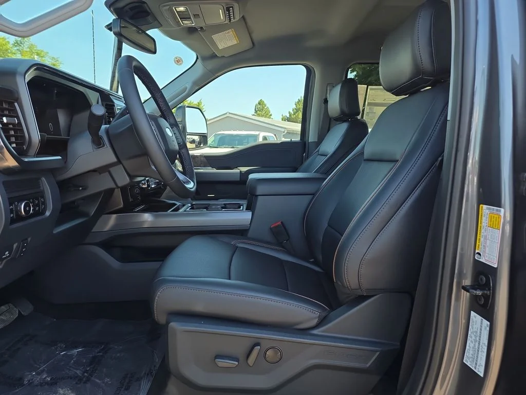 New 2026 Carbonized Gray Metallic Ford LARIAT image 16