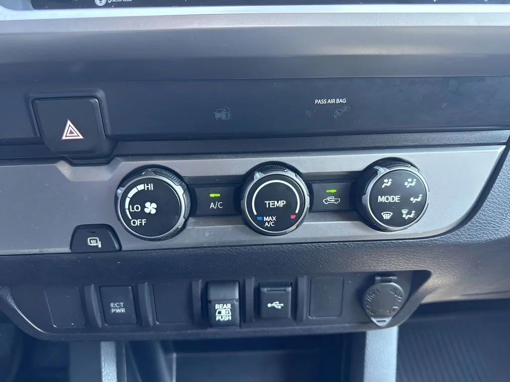 Used 2020 Gray Toyota SR5 image 18