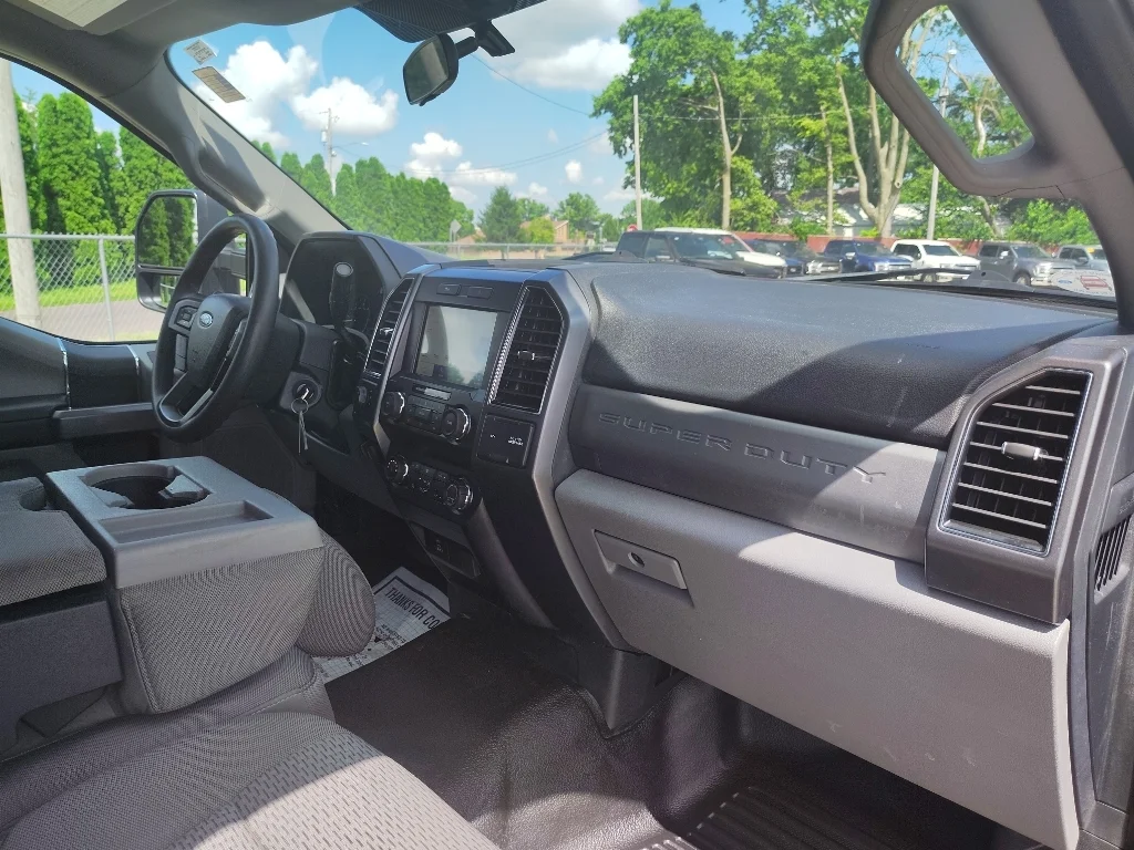 Used 2022 Atlas Blue Ford XLT image 21