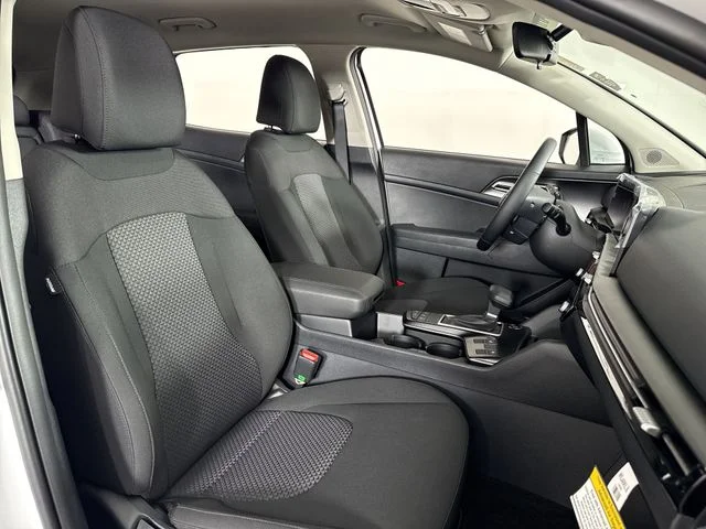 New 2026 Glacial White Pearl Kia LX image 23