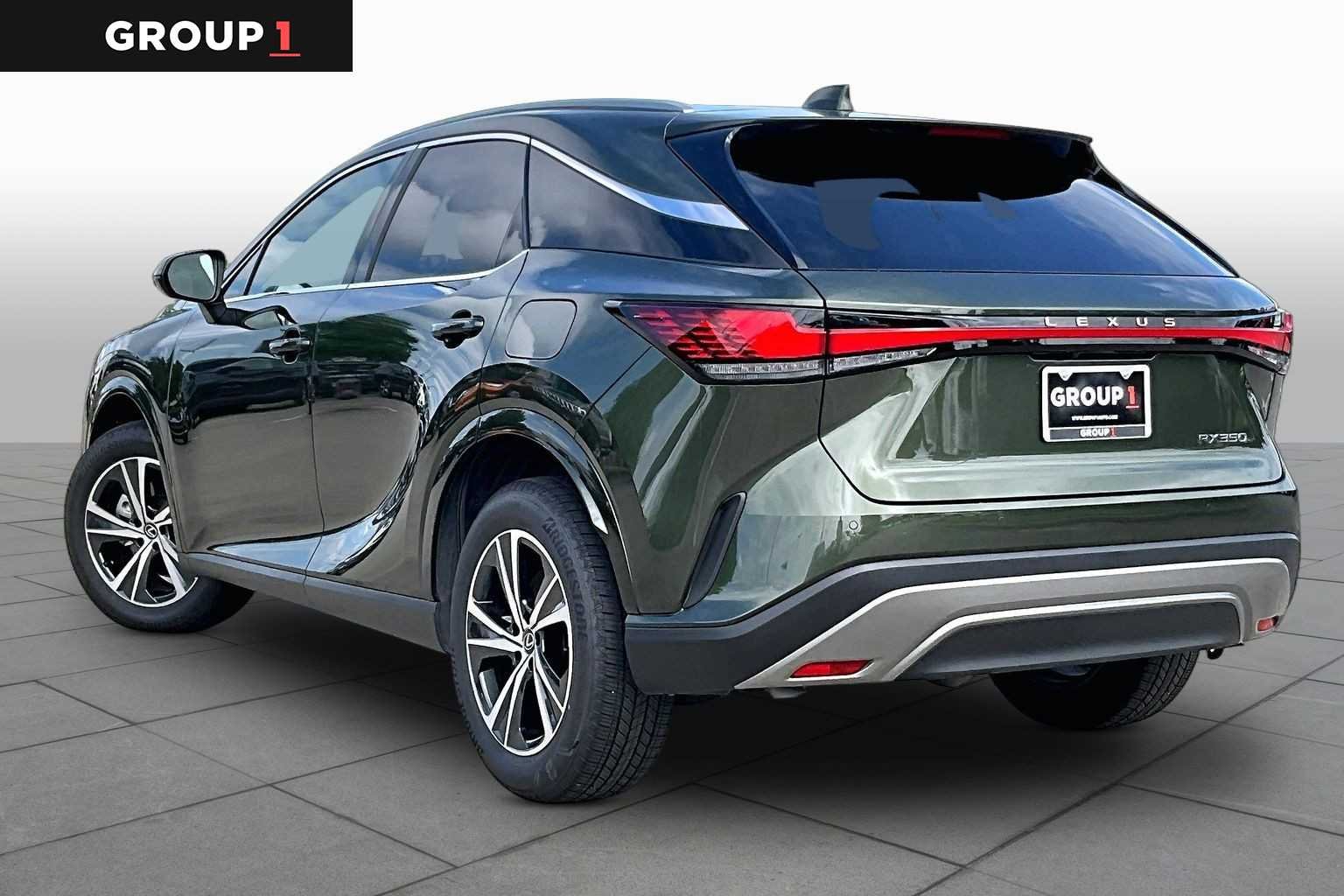 Used 2025 Nori Green Pearl Lexus Premium image 10