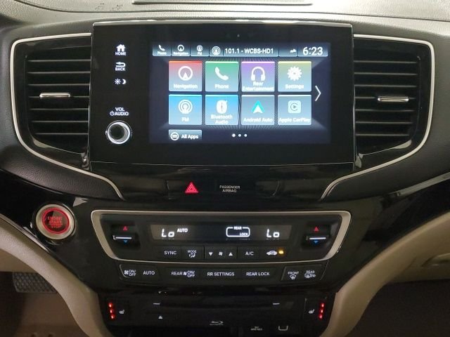 Used 2019 White Honda Touring image 21