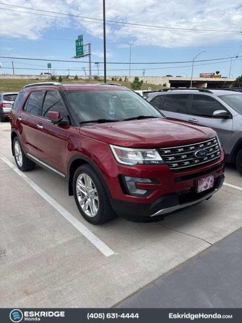 2017 Ford Explorer Limited 4WD's photo