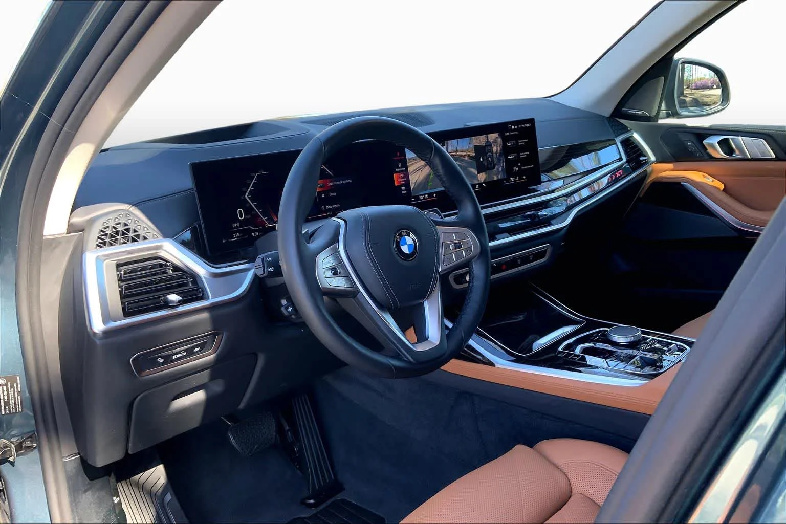 Used 2026 Blue Ridge Mountain Metallic BMW xDrive40i image 17