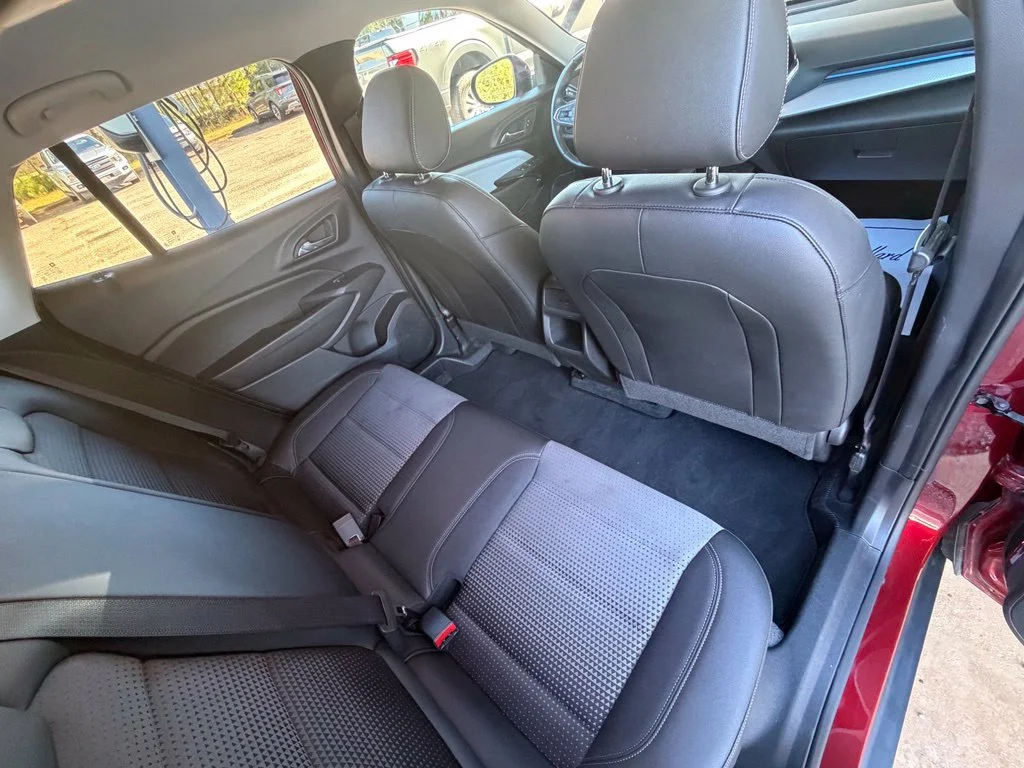 Used 2025 Red Chevrolet LT image 13