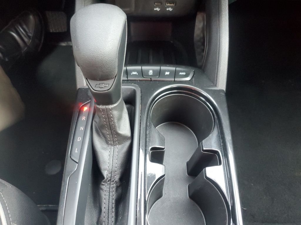 Used 2025 Black Chevrolet LT image 23