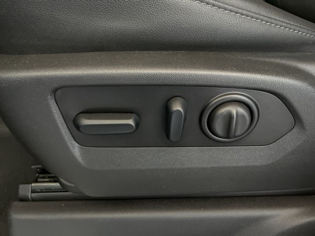 2021 Chevrolet Silverado 3500HD LTZ - Photo 19