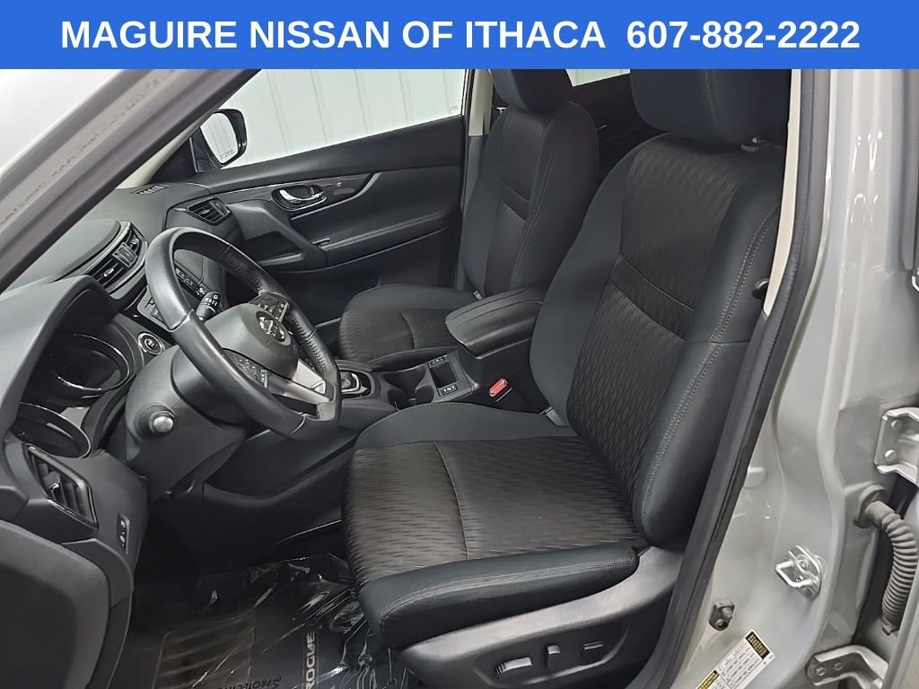 Used 2018 Silver Nissan SV image 29