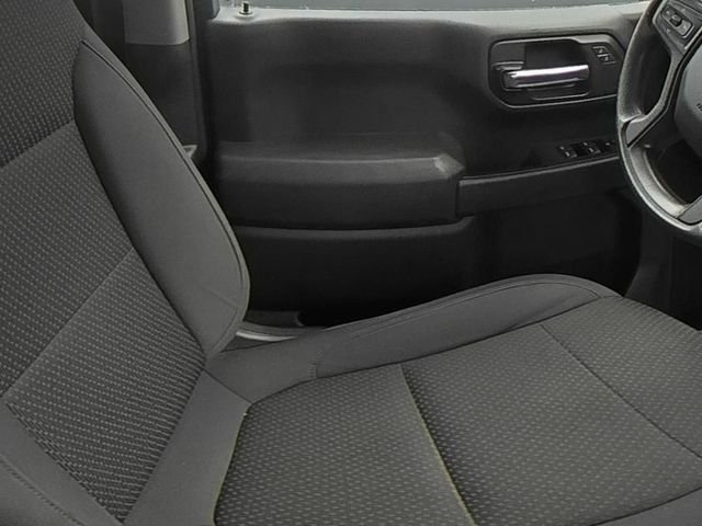 Used 2021 White Chevrolet Custom image 37