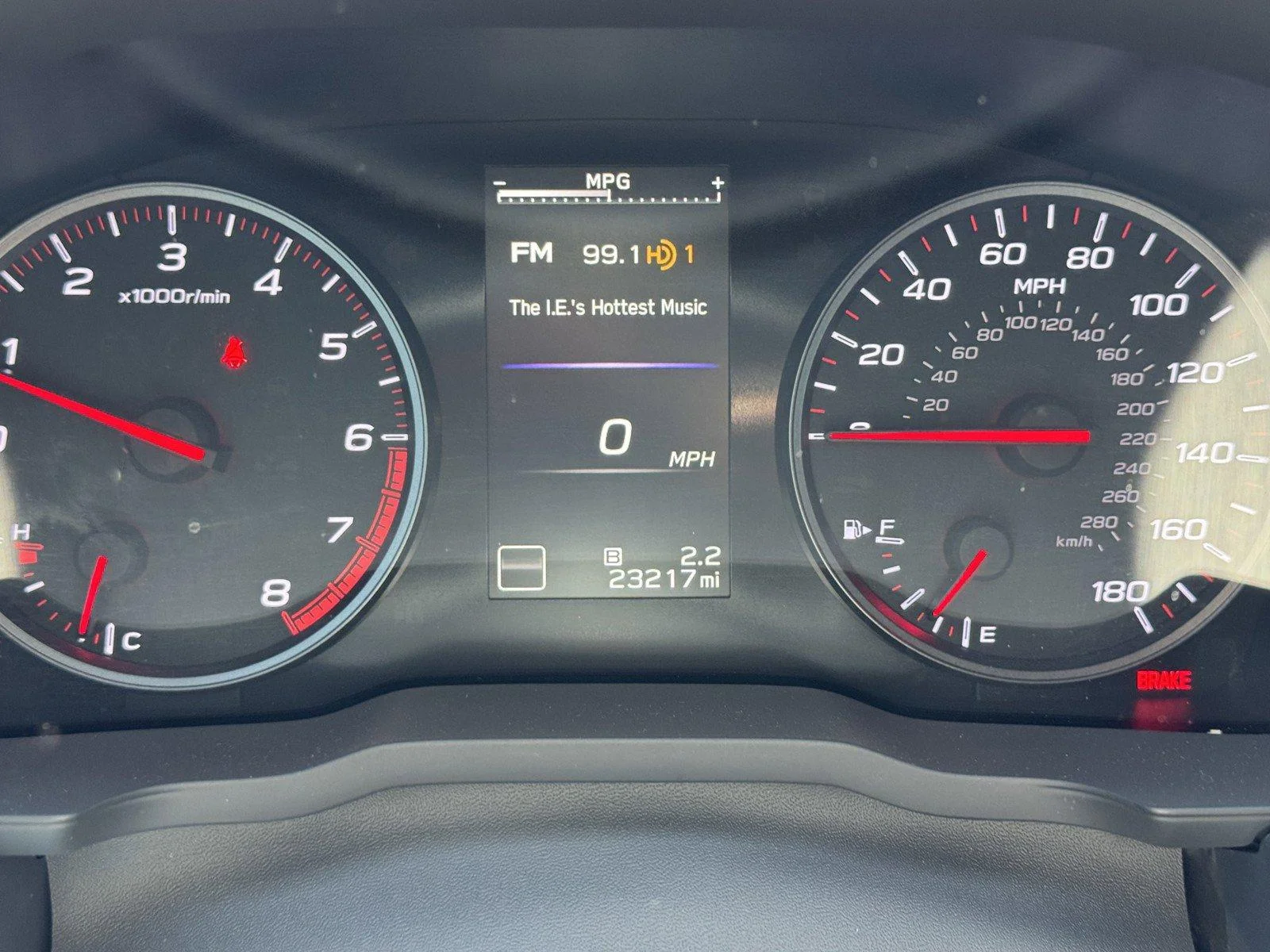 Used 2023 Ice Silver Metall Subaru Premium image 25