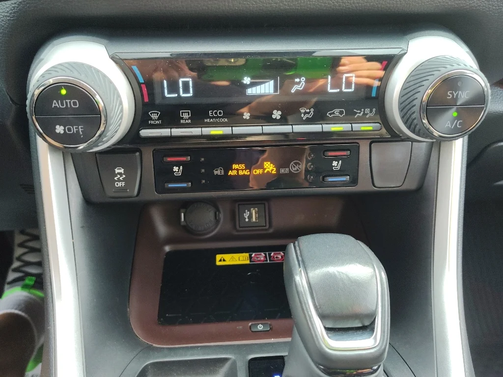 Used 2024 Blueprint Toyota Limited image 20