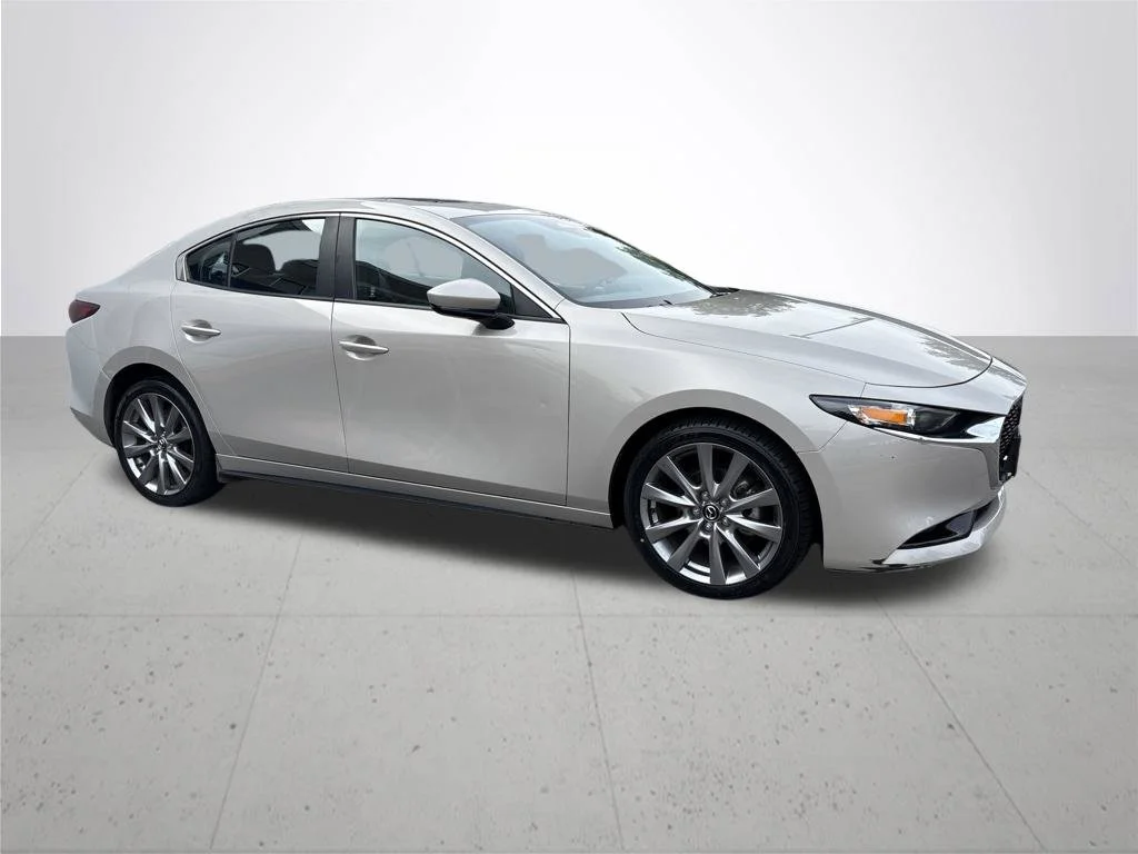 Used 2025 Silver Mazda 2.5 S Preferred Package image 4