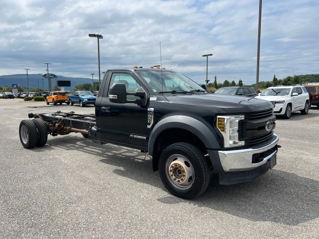 2019 Ford F-550 Super Duty Chassis Cab XL - Photo 15