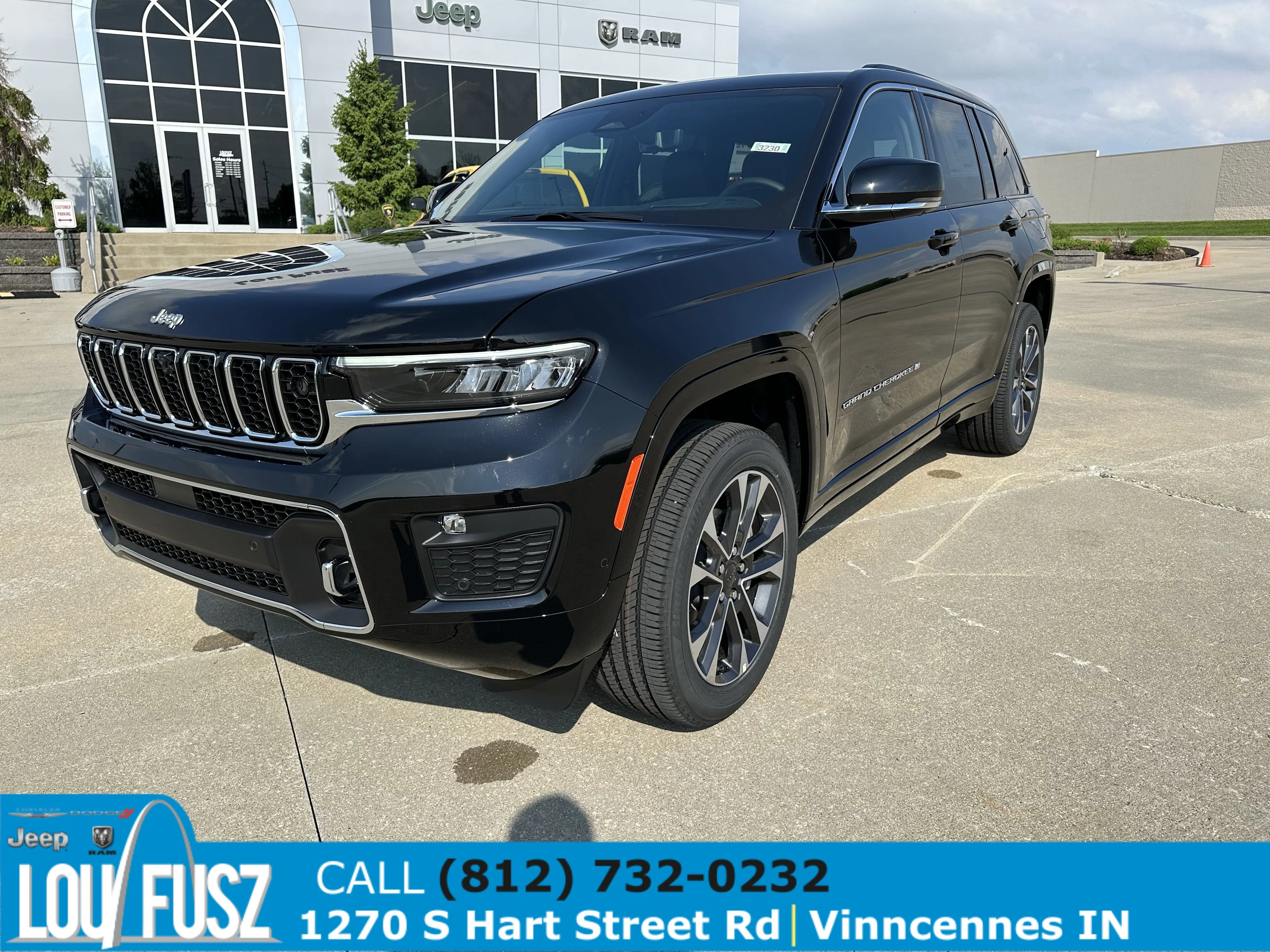 2025 Jeep Grand Cherokee Overland - Photo 9