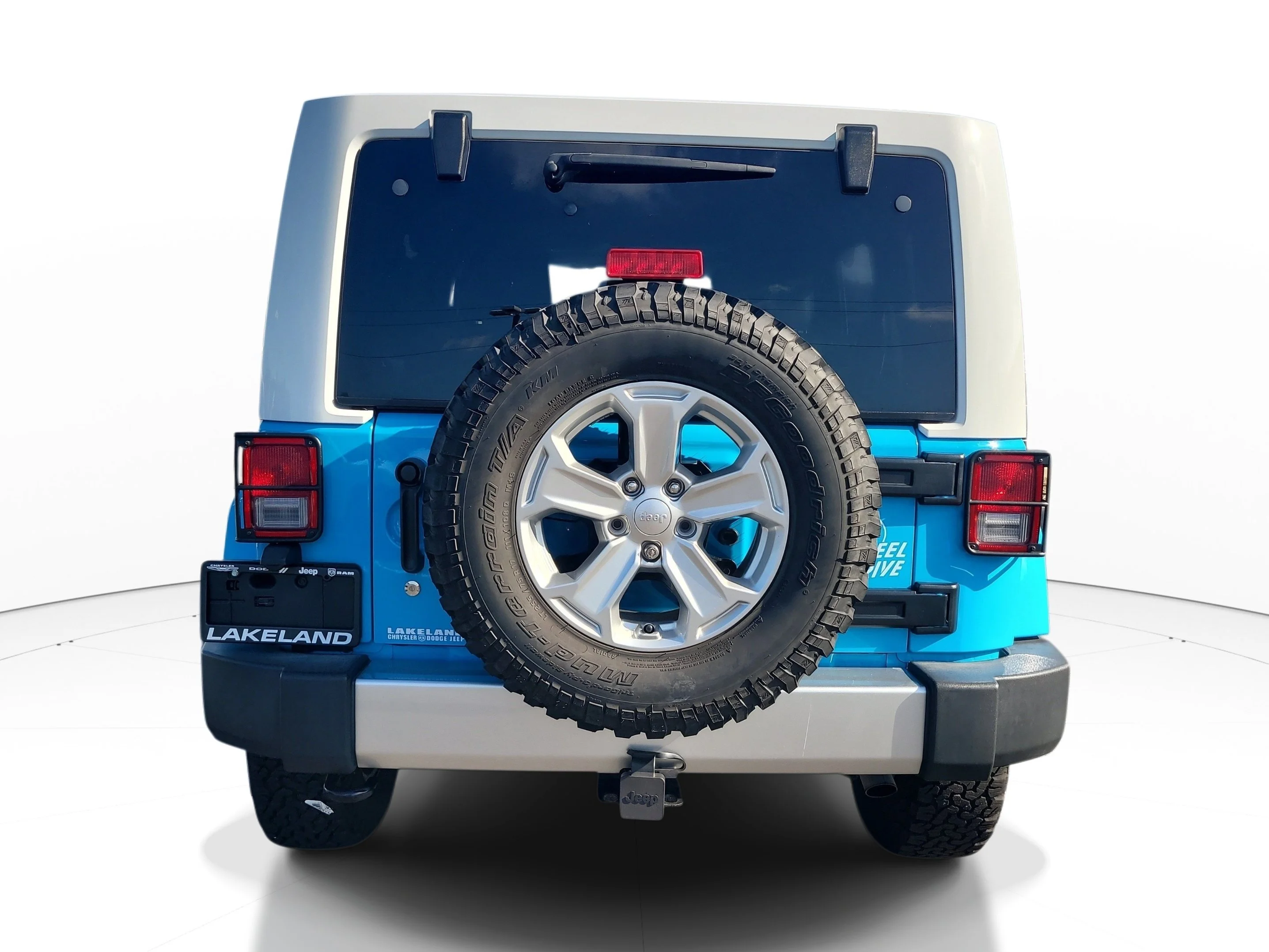 Used 2017 Chief Clearcoat Jeep Chief Edition image 5