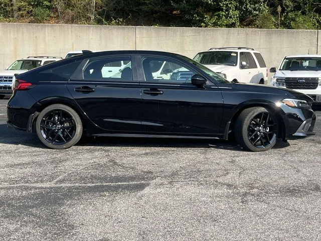 Certified Used 2024  Honda Sport image 2