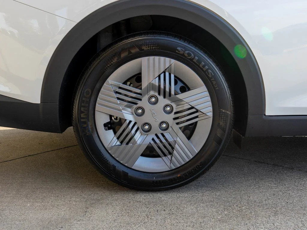 2025 Kia K4 LX - Photo 27