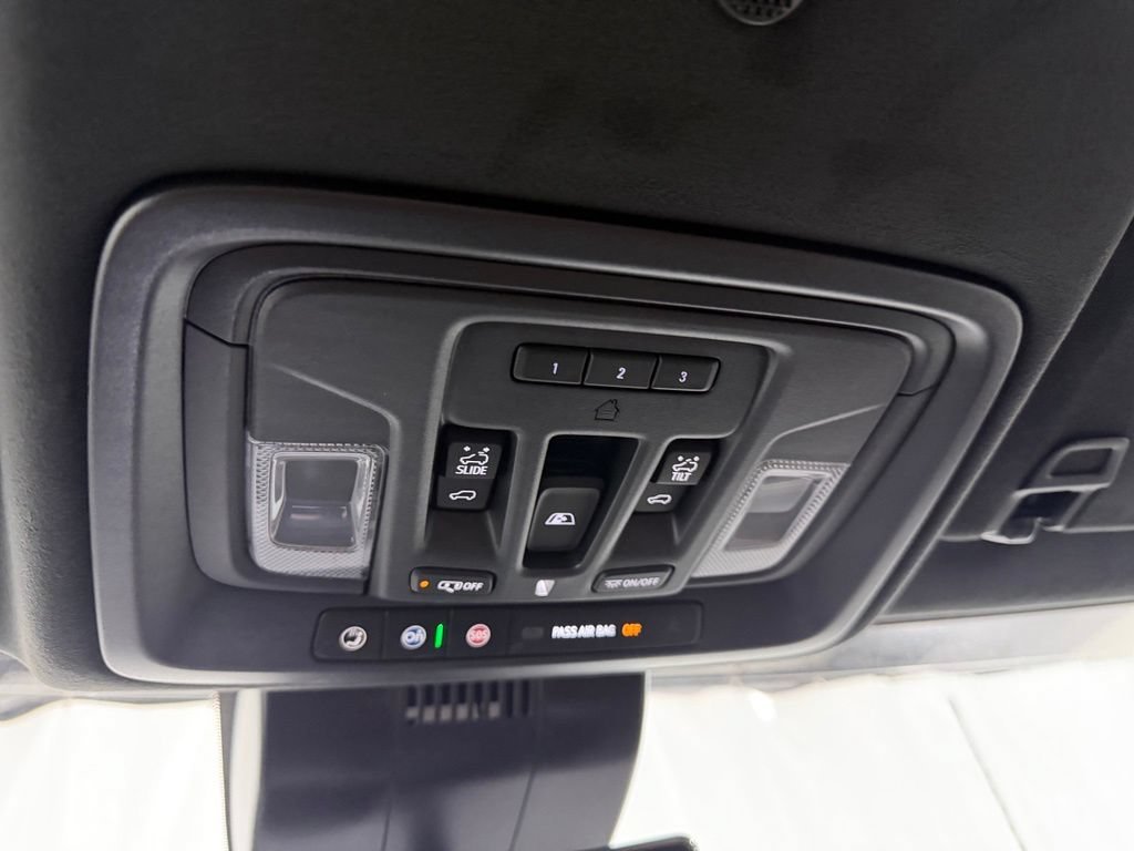 New 2026 Sterling Metallic GMC Denali Ultimate DRW image 26