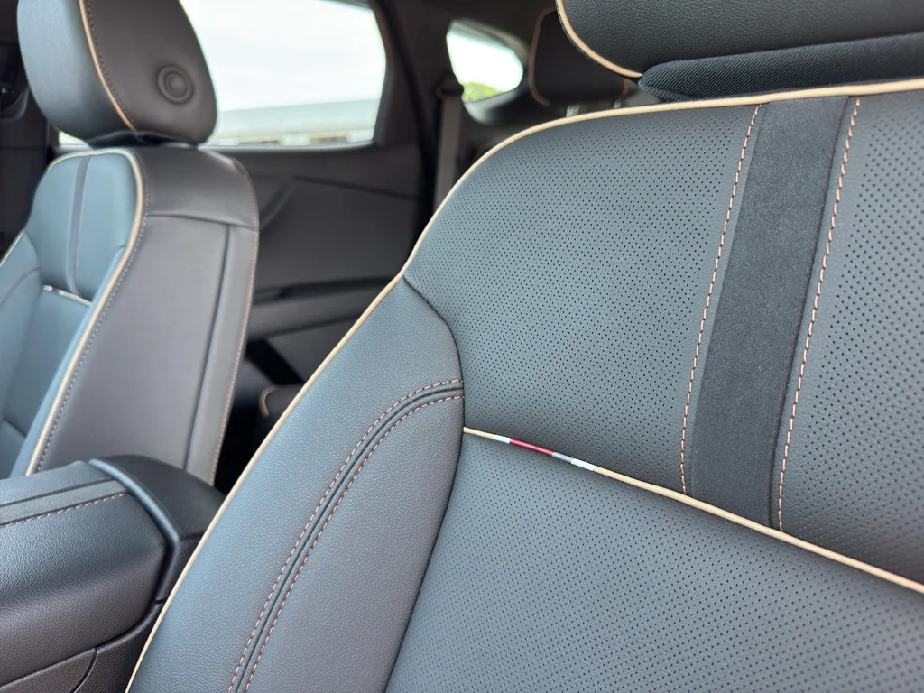 Used 2025 Radiant Red Tintcoat Chevrolet Premier image 9