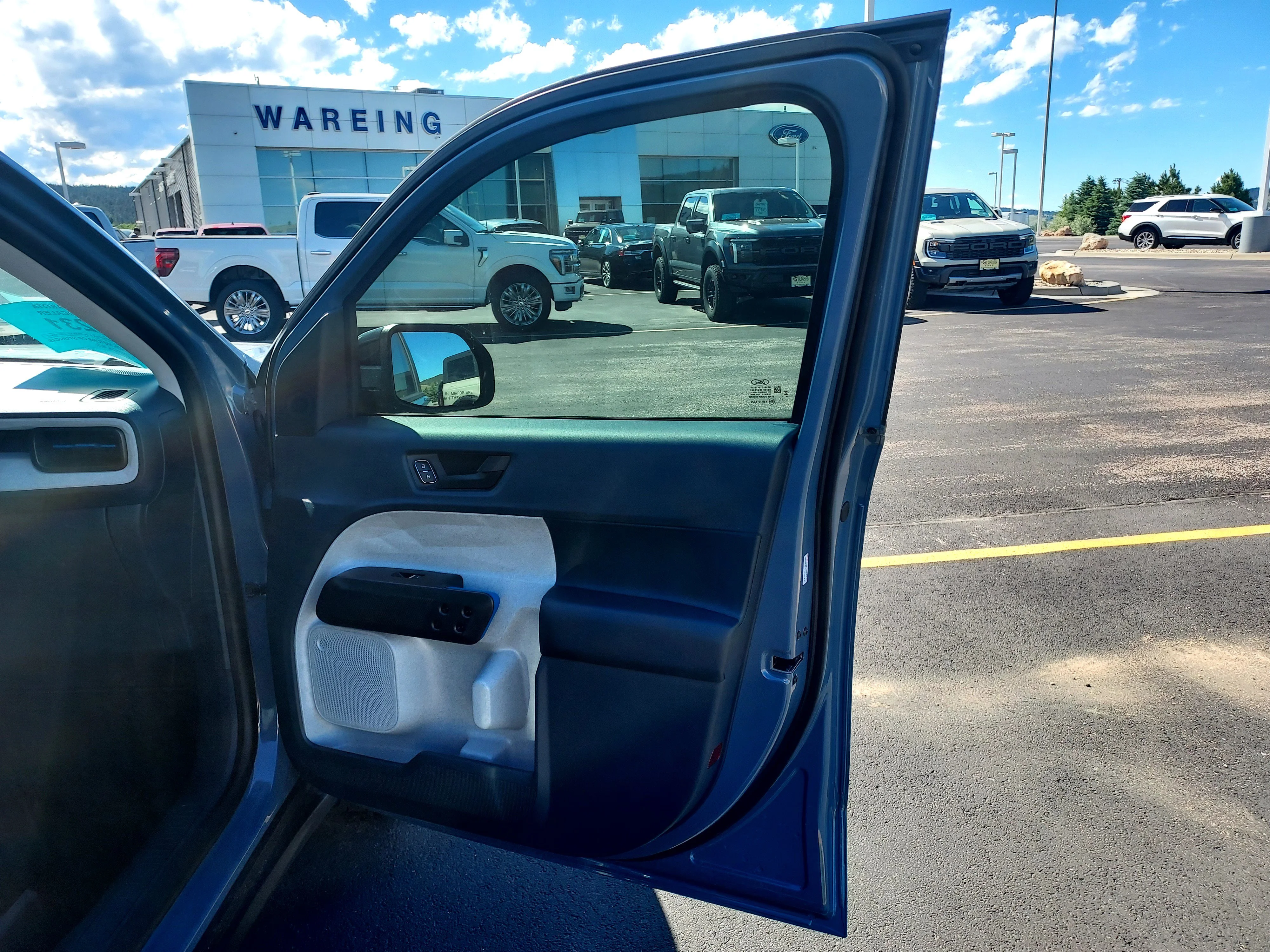 New 2026 Azure Gray Metallic Tri-Coat Ford XLT image 22