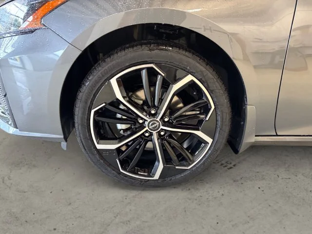 New 2026 Gray Nissan 2.5 SR image 15