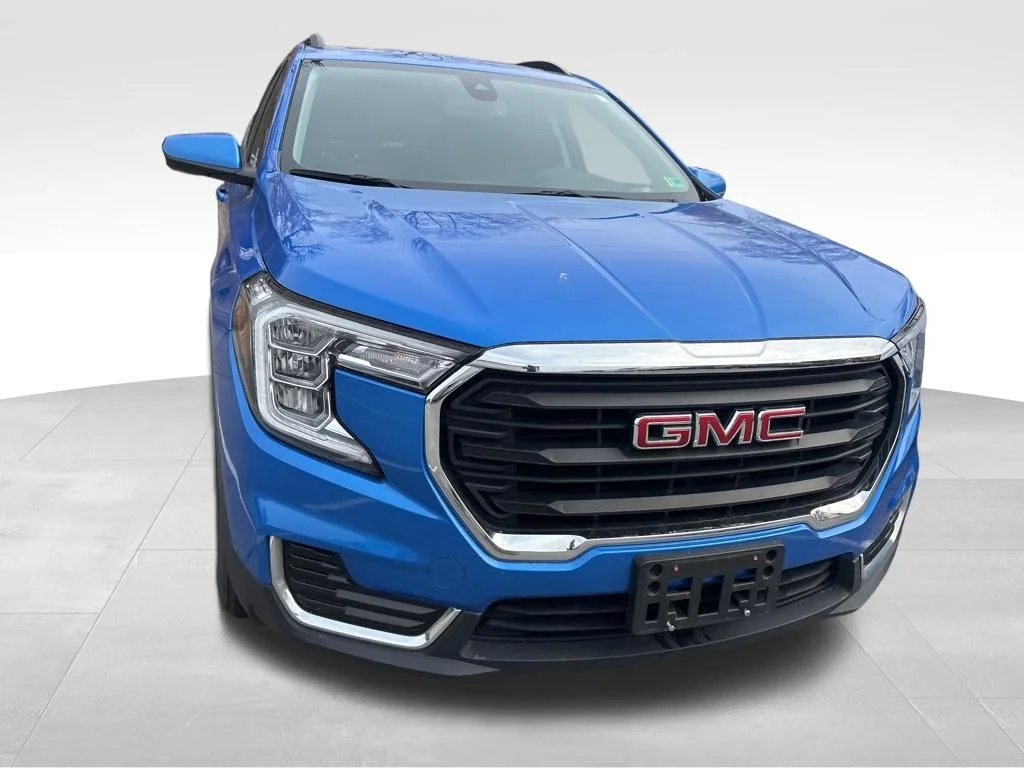 Used 2024 Blue GMC SLE image 8