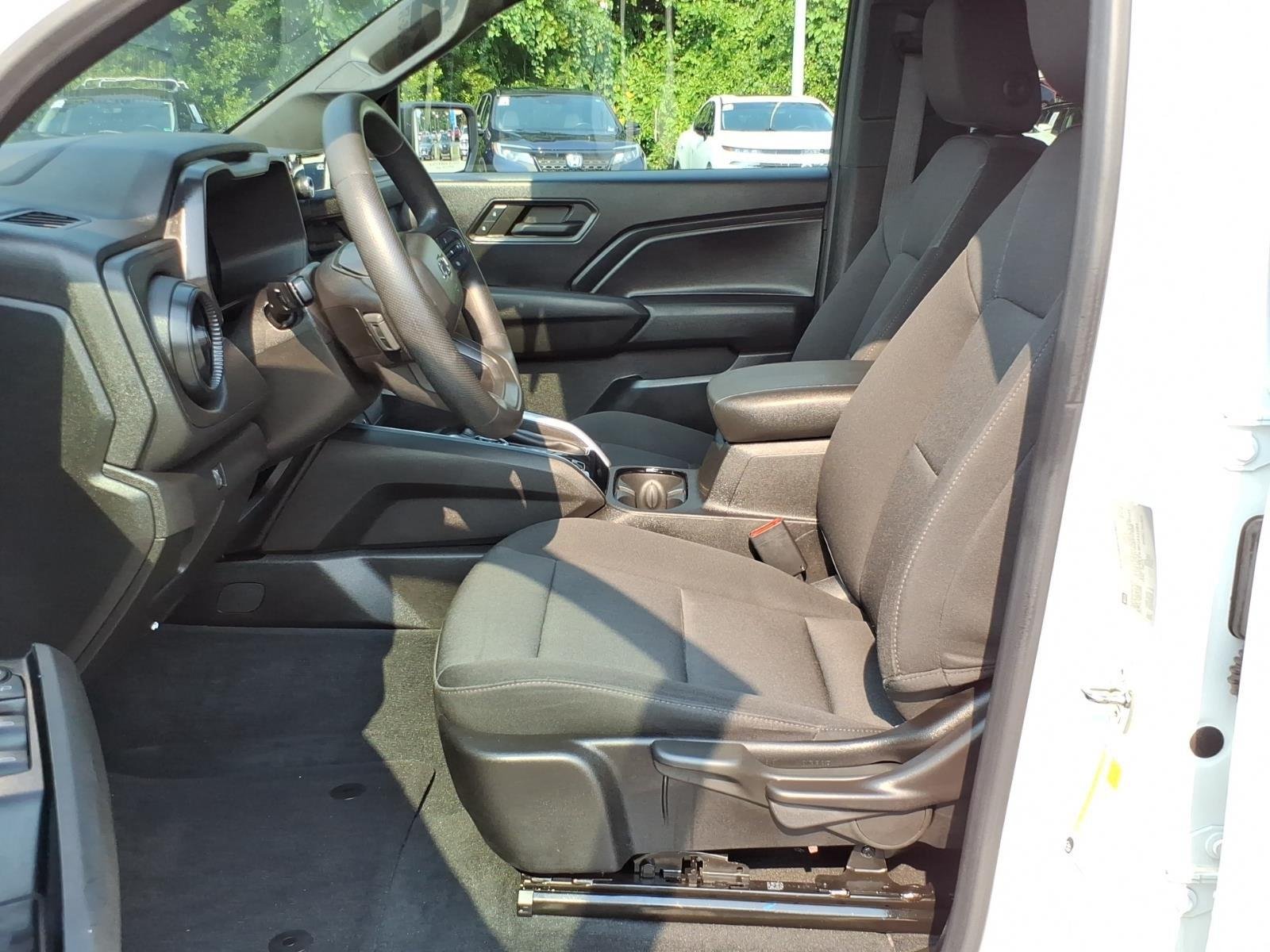 Used 2023 Summit White Chevrolet 4WD Trail Boss image 11