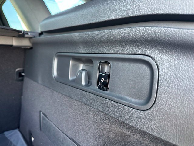 New 2027 Obsidian Black Metallic Mercedes-Benz GLC 300 image 74