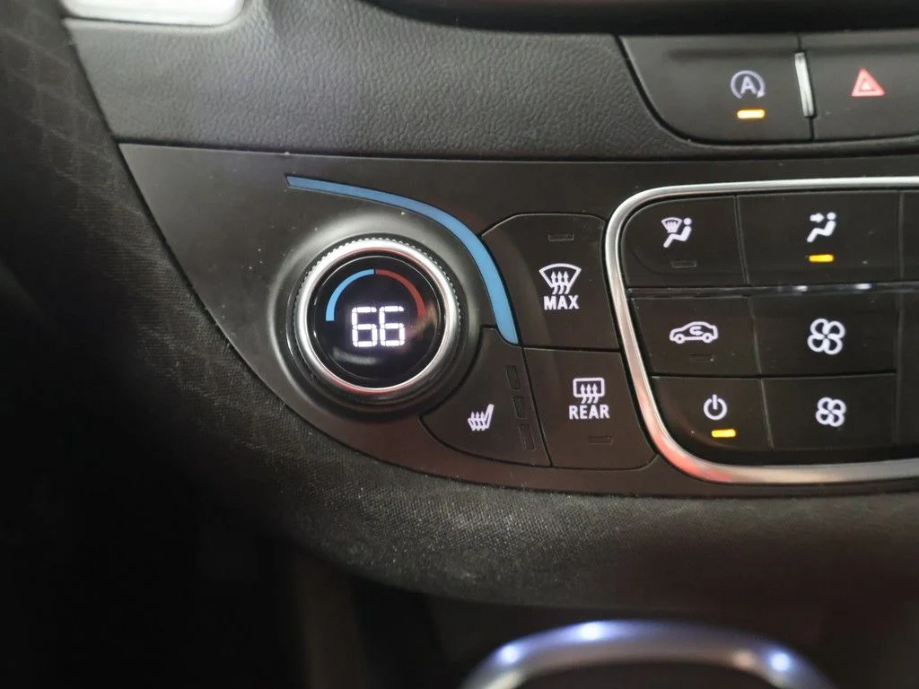 Used 2023 Gray Chevrolet LT image 40
