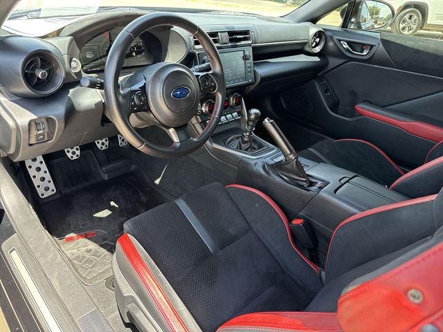 Used 2025 Black Subaru Limited image 10